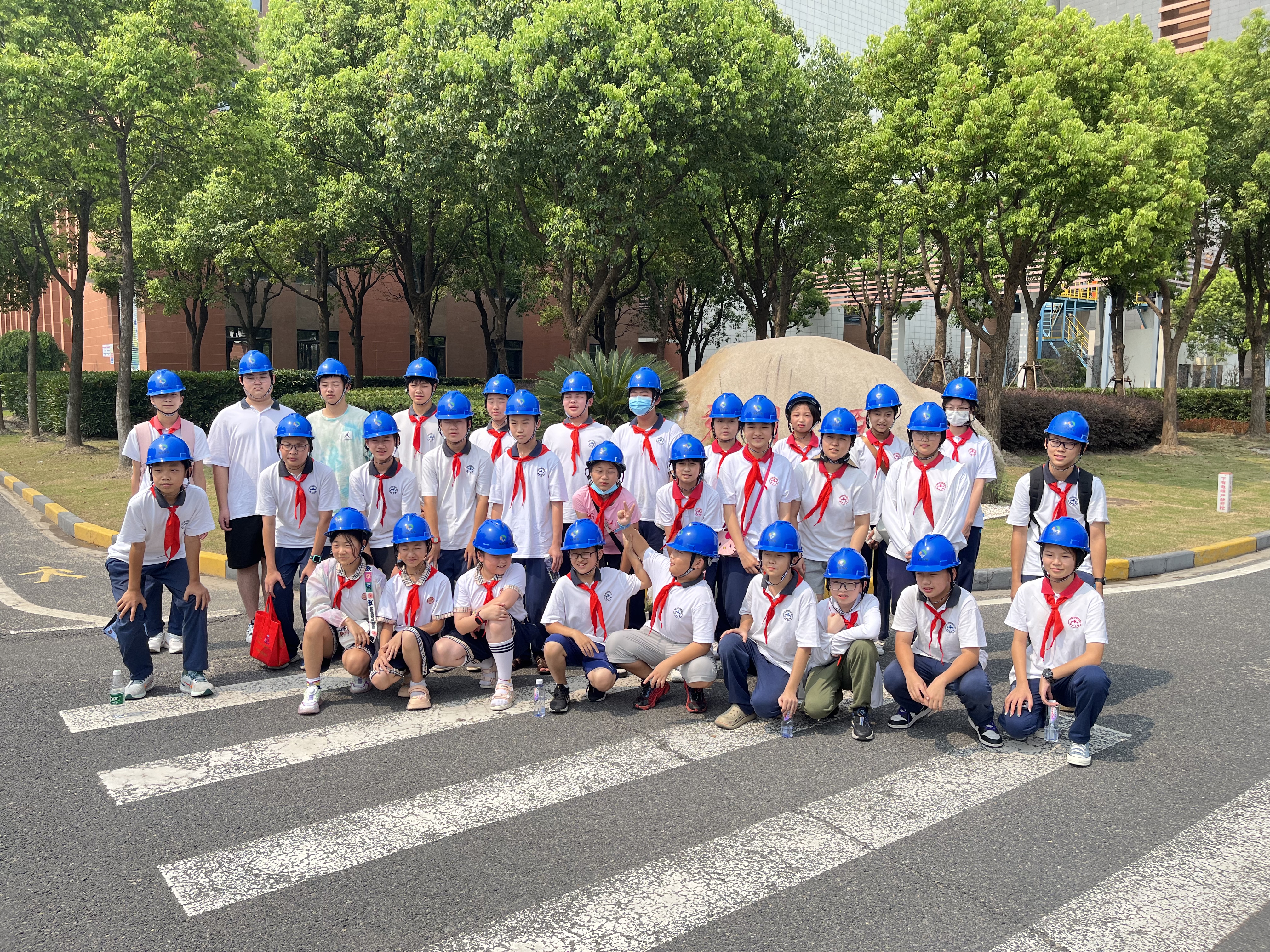 曹路镇域内中小学生3.jpg