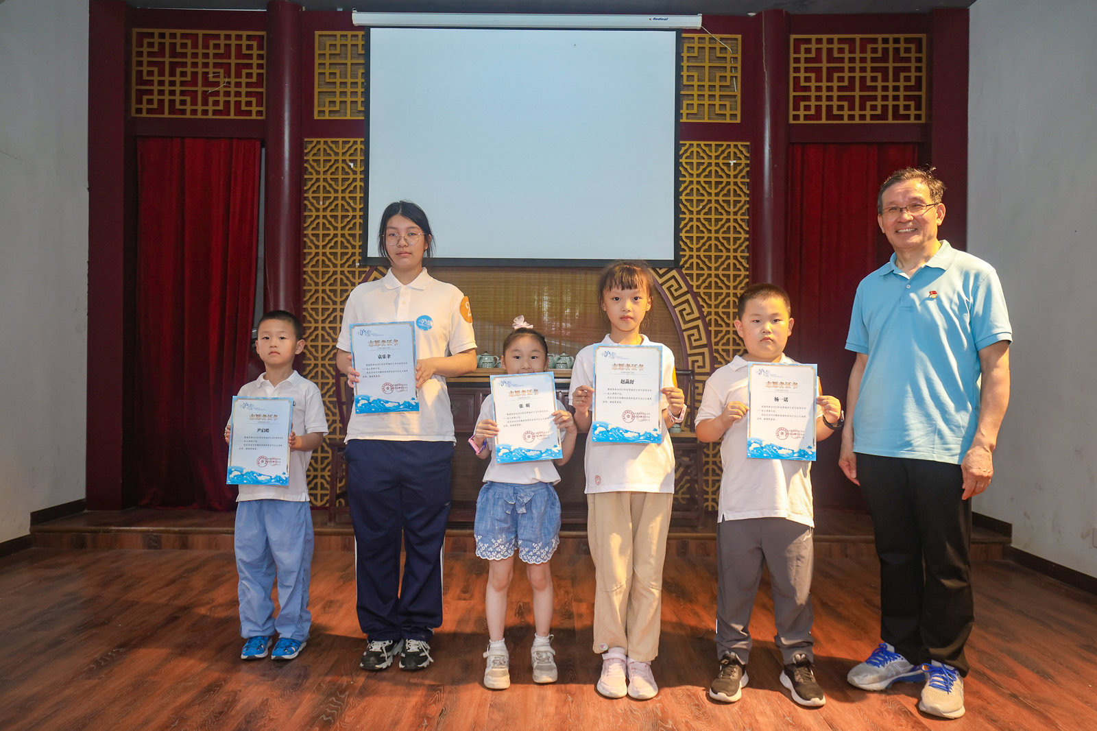 03f4925bcec625e279f5aff3f93bb94.jpg